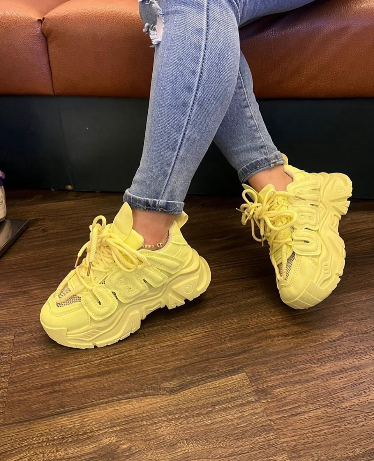 Tenis Amarillo Agua “Sun Vibe”
